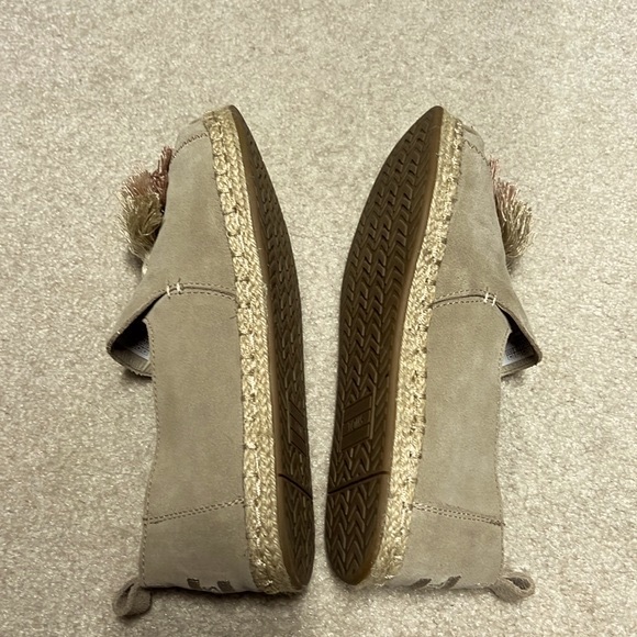 TOMS Alpargata Rope Tan Tassel Suede Espadrilles - Picture 3 of 6